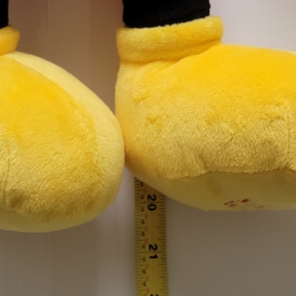 Mickey Mouse 2009 Macy's Holiday Plush - Picture 4 of 8